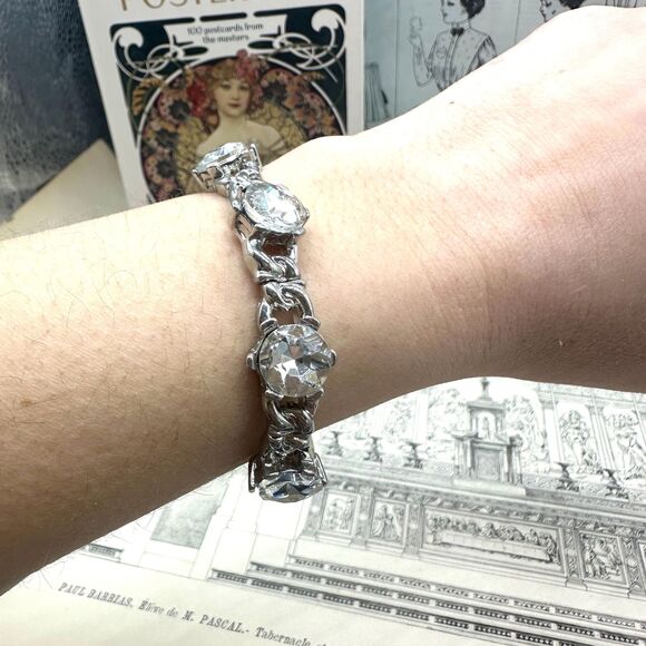 Vintage Clear Rhinestone Stretch Bracelet Silver Tone - Picture 5 of 6